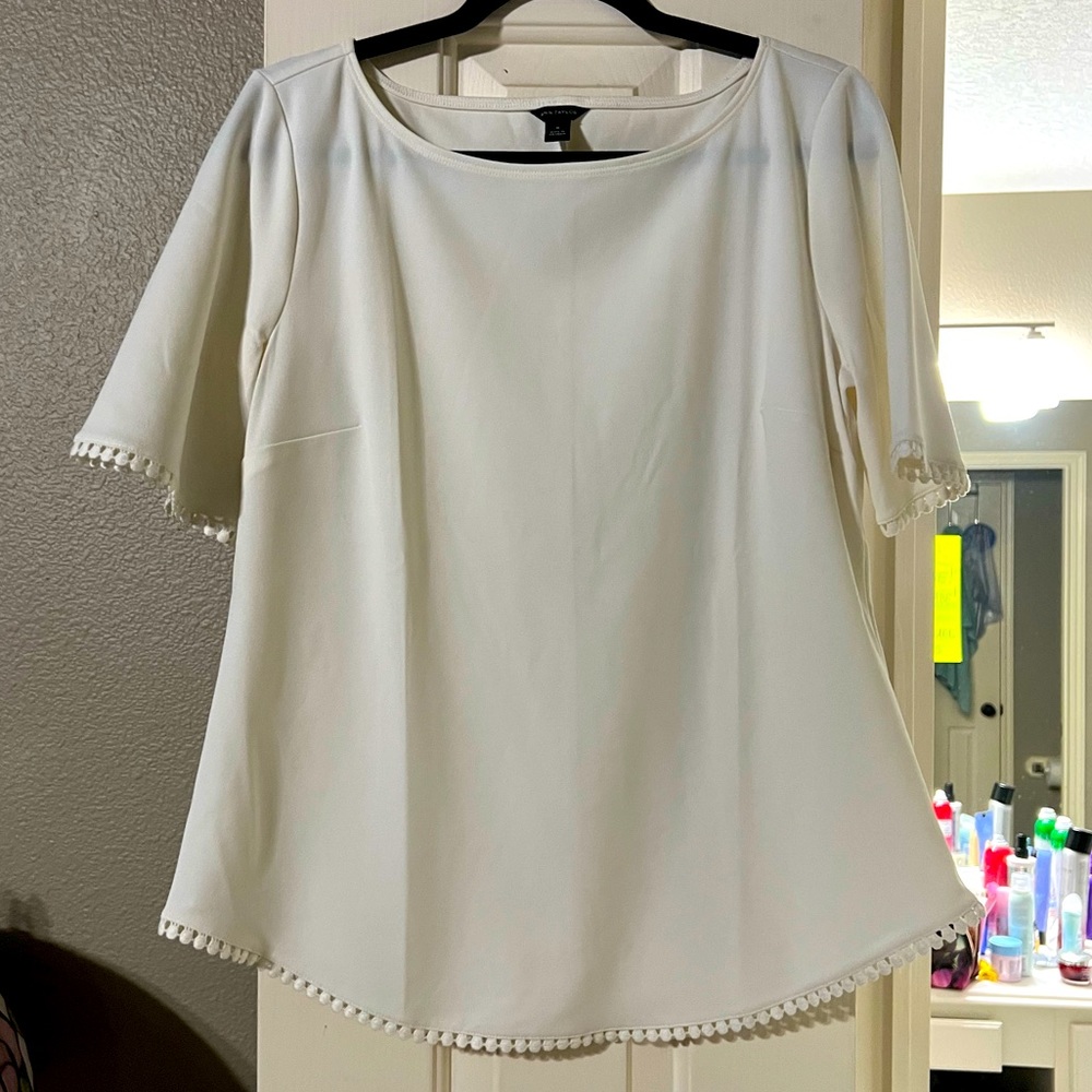 Ann Taylor Ivory Short Sleeve Top with Cute Trim - Picture 2 of 6